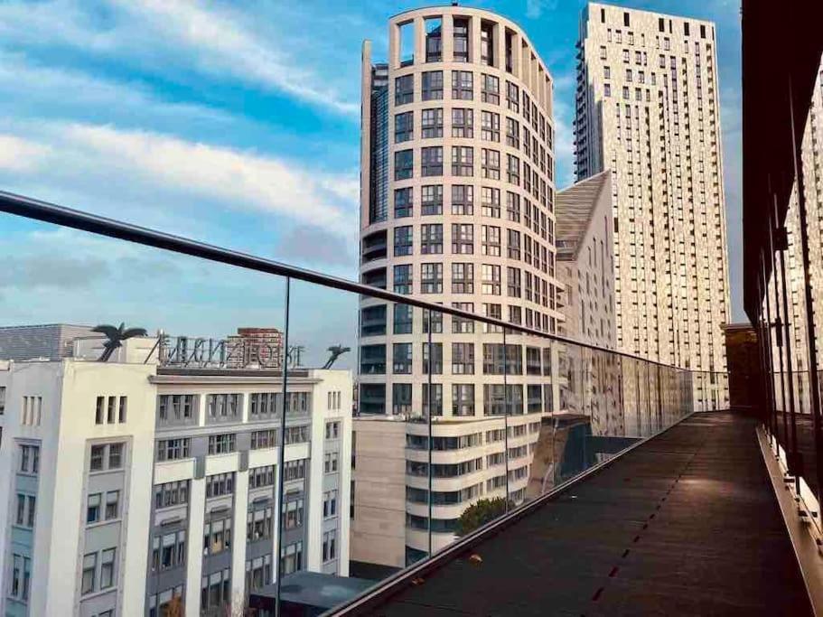 Large 3 Bed 3 Bathrooms Penthouse With Terrace And City Views In 런던 외부 사진