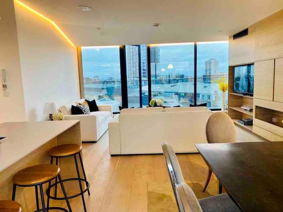 Large 3 Bed 3 Bathrooms Penthouse With Terrace And City Views In 런던 외부 사진