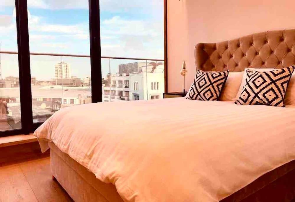 Large 3 Bed 3 Bathrooms Penthouse With Terrace And City Views In 런던 외부 사진
